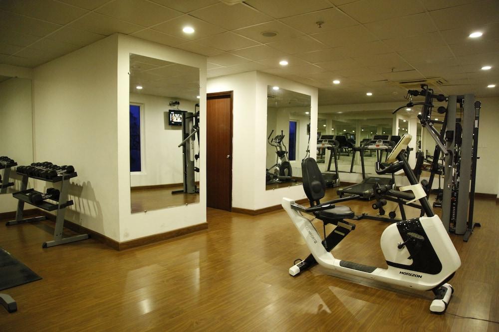 The Altruist Business Hotel Hitech Hyderabad Esterno foto