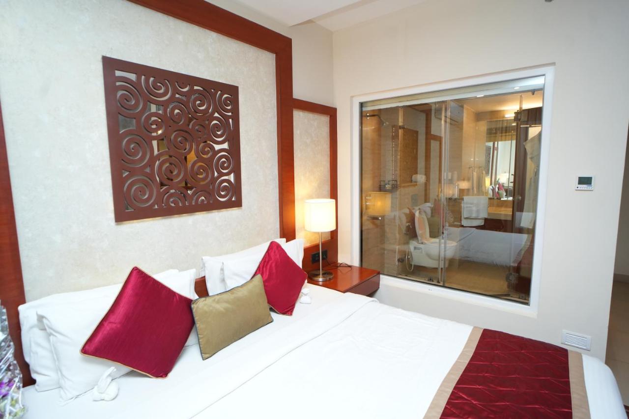 The Altruist Business Hotel Hitech Hyderabad Esterno foto