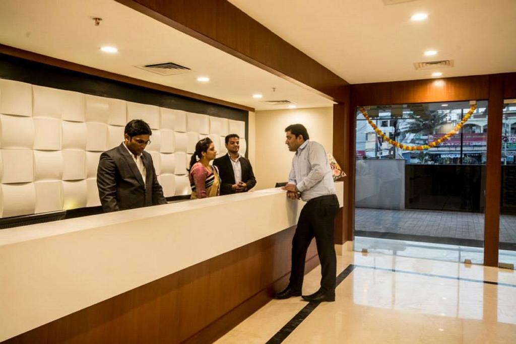 The Altruist Business Hotel Hitech Hyderabad Esterno foto