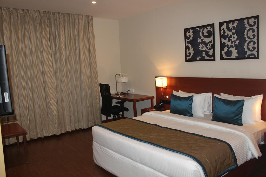 The Altruist Business Hotel Hitech Hyderabad Camera foto
